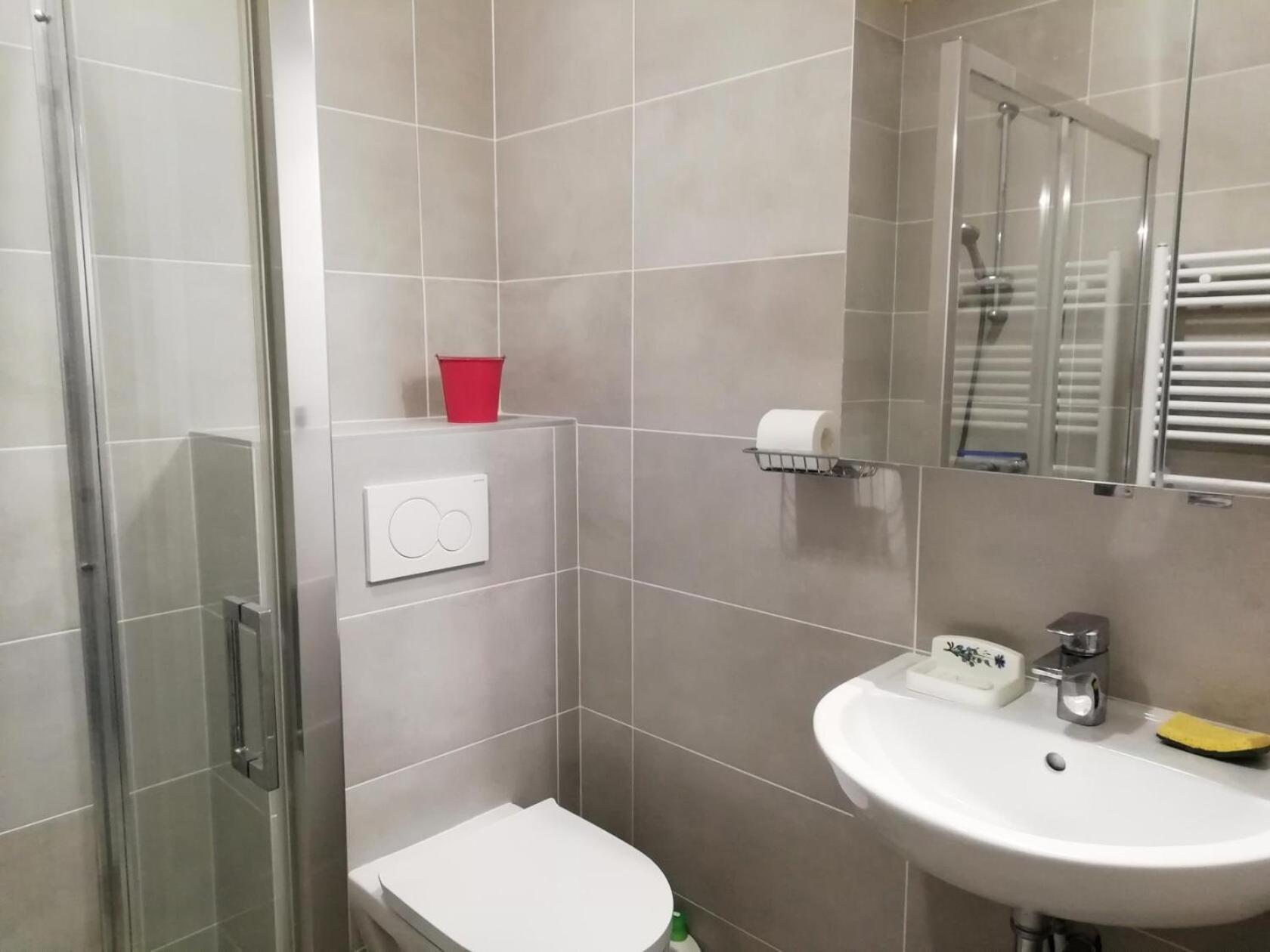 אקס-לה-באינס Residence Les Belles Rives E - Vue Magnifique Et Imprenable Sur Le Lac Du Bourget ! Mae-6774 מראה חיצוני תמונה